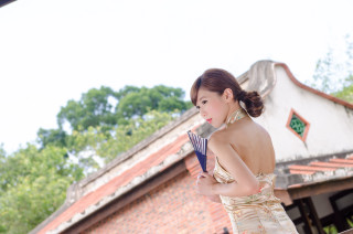 Woman dress fan camera building - canon 5 0 mm free wallpaper
