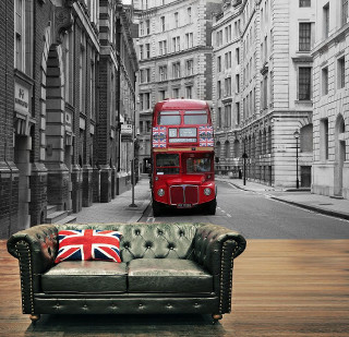 Couch red double decker bus - free city wallpaper