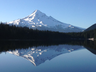 Mountain reflection still lake trees - a still lake free wallpaper