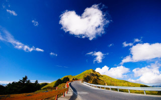 Road heart cloud fence sky - the side of the road free wallpaper