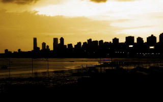 City skyline water cloudy boats - a few boat free wallpaper