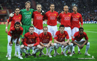 Men red uniforms soccer ball - else alfelt free wallpaper