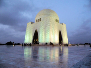 Large building dome night people - structure free wallpaper