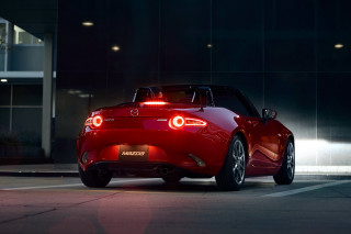 Red sports car night parking 7 - rim free wallpaper