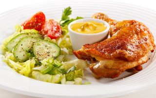 Plate of food with chicken - food photography free wallpaper