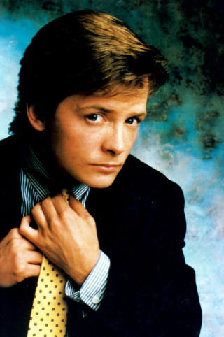 Man suit tie posing hands - barbizon school free wallpaper