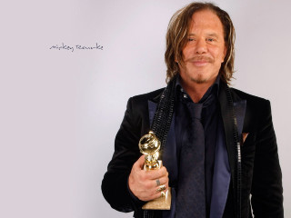 Man golden award black suit - a black suit free wallpaper