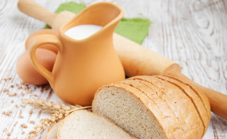 Bread milk table cloth stock - a cloth free wallpaper