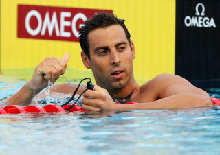 Man swimming pool holding device - david lazar free wallpaper