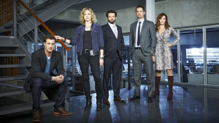Group people room staircase man 3 - andrew bell free wallpaper