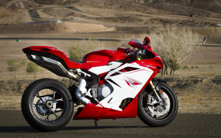 Red white motorcycle desert mountain - ray free wallpaper