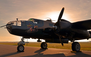 Plane mickey mouse wing runway - dieselpunk free wallpaper