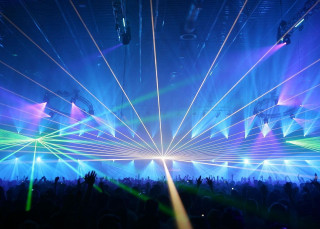 Concert crowd bright lights stage - a large crowd of people free wallpaper