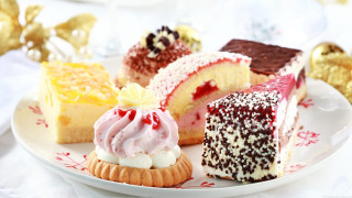 Dessert variety plate tablecloth gold - a white table cloth free wallpaper