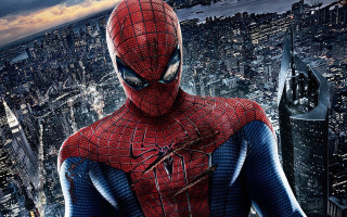 Man spider suit city night - a city free wallpaper