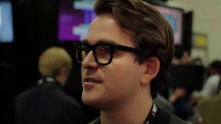 Man glasses black shirt room - a man free wallpaper