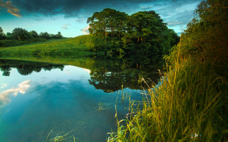 Lake green hill forest cloudy - alexander brook free wallpaper