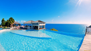 Poolside gazebo bar ocean bridge - a large swimming pool free wallpaper