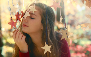 Girl closed eyes stars hanging - elinor proby adams free wallpaper