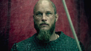 Man beard beardcut green outfit - perfect eye free wallpaper