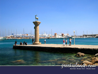 Pier people bronze statue magicrealism - exekia free wallpaper