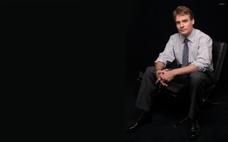 Man in dress shirt tie - eric dinyer free wallpaper