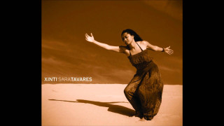 Woman dress dancing sand arms - the sand free wallpaper