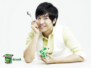 Man toothbrush activia sit rococo - sakimichan free wallpaper