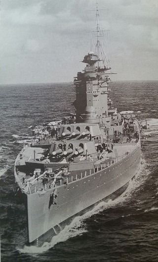 Battleship ocean people boat water - the water free wallpaper