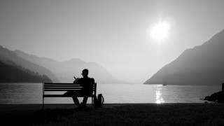 Person bench lake mountains sunshine - bernd fasching free wallpaper