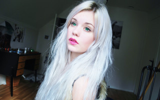 Woman long white hair pink - a pink lipstick free wallpaper