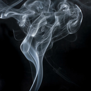 Smoky smoke black background white - against free wallpaper