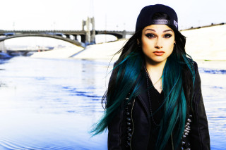 Woman green hair black hat - green hair free wallpaper