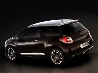 Small brown car surfboard roof - a surfboard free wallpaper