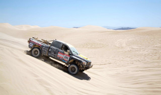 Truck desert sunny day no - the desert free wallpaper