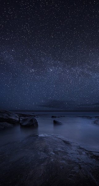Night sky stars water rocks 2 - rock free wallpaper