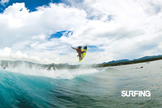 Man riding wave surfboard ocean 33 - top of a surfboard in the ocean free wallpaper
