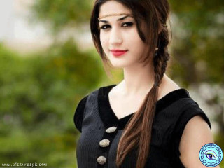 Ayshia tasksin black dress outdoors - hurufiyya free wallpaper