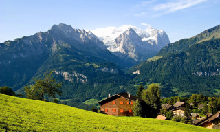 House green field mountains foreground - a green field free wallpaper for desktop
