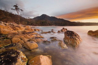 Rocky beach mountain sunset longexposure - australian tonalism free wallpaper for desktop