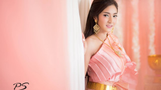 Pink dress pink wall alice - her waist free wallpaper