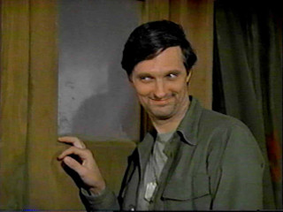Man knife smiling camera curtain - david brewster free wallpaper