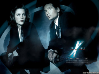 Man woman suits sitting dark - a circular design free wallpaper