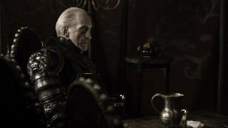 Man armor chair room table - a chair in a room free wallpaper