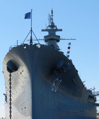 Large navy ship flag mast - a chain free wallpaper