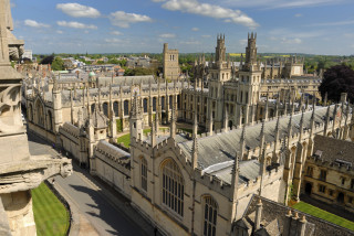 Large building clock tower park 4 - christopher wren free wallpaper