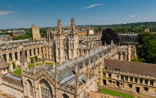 Large building tower clock sky 2 - christopher wren free wallpaper