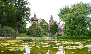Castle pond trees swans water - ferenc joachim free wallpaper
