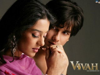 Man woman posing picture together 2 - the man free wallpaper