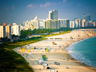 Beach city people walking sand - the shore free wallpaper